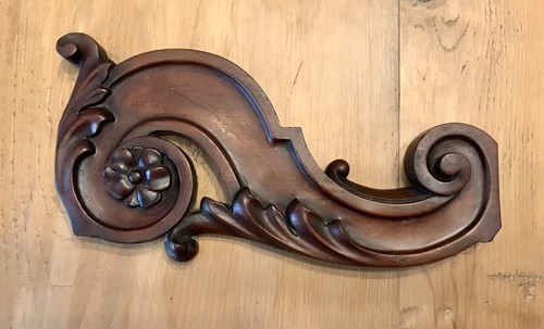 Fregio legno antico