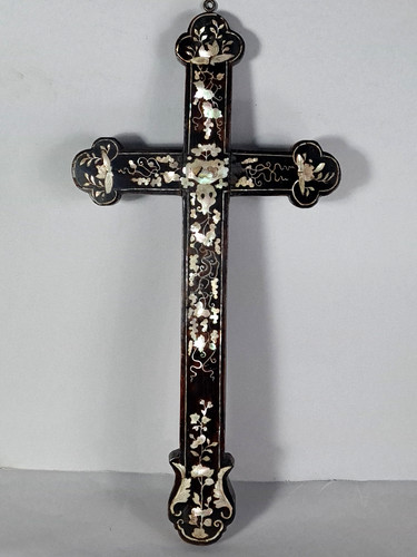 Antica croce cristiana legno