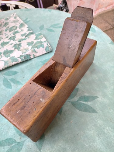 Antica pialla legno - in,